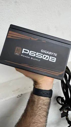 FONTE DE PC GIGABYTE P650B