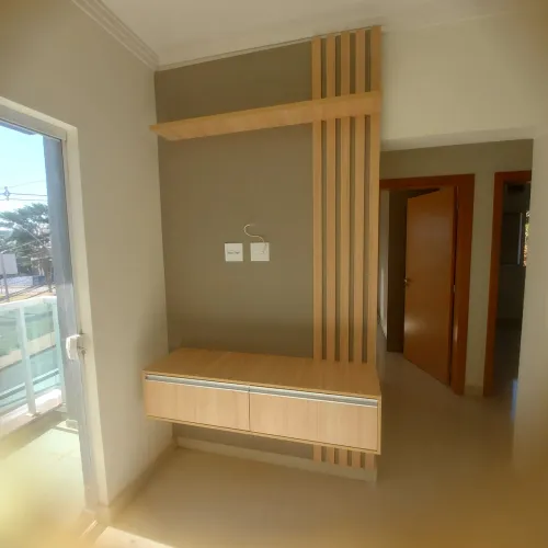 Painel de TV e Armário Planejado