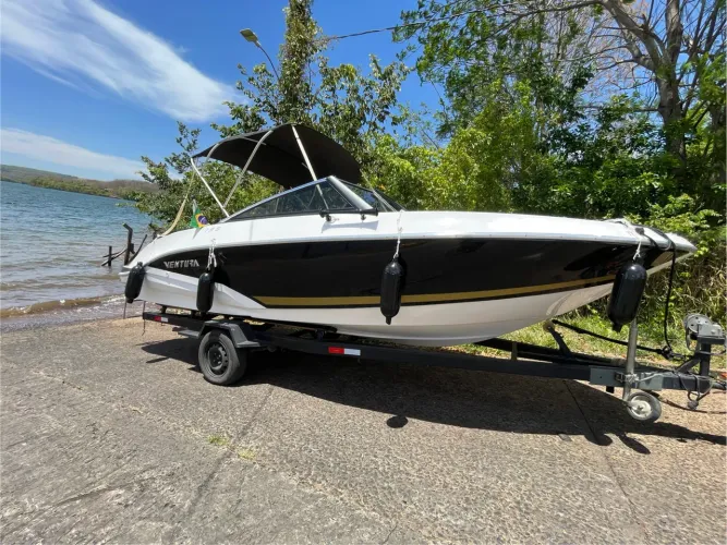 Lancha Ventura 195 Crossover, 2020 muito nova!