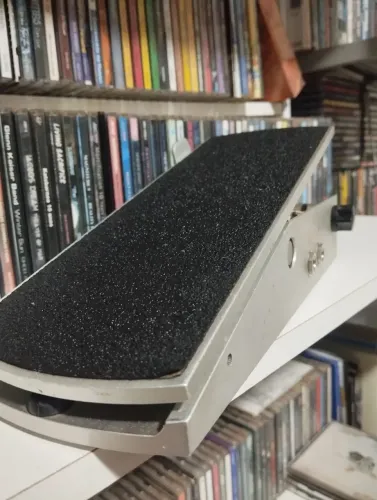 Pedal de Volume Ernie Ball Stereo
