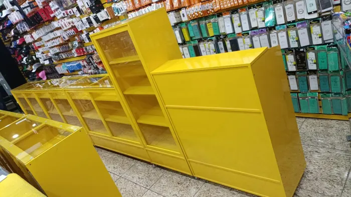 Balcão Amarelo para Loja