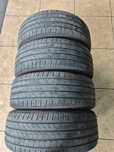 Jogo de pneus  marca  pirelli P7 aro 195/55/15