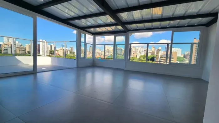 Cobertura à venda em Porto Alegre, PETROPOLIS, com 3 quartos, 228m²