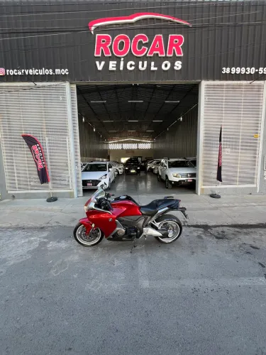Honda VFR 1200F Único Dono baixo km oportunidade