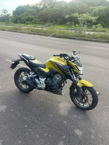 Vende-se twister 300f