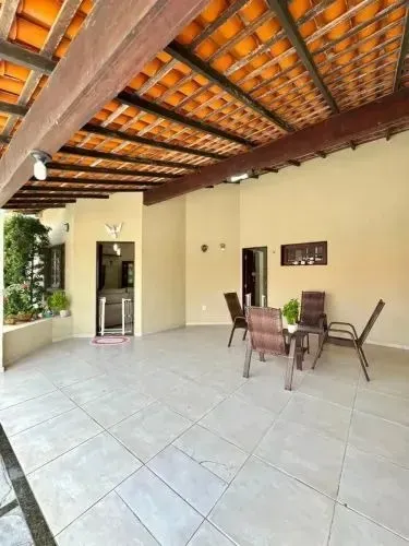 CASA A VENDA NO PITIMBU / N10