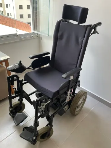 Cadeira de Rodas Motorizada Reclinável E3 Ortobras