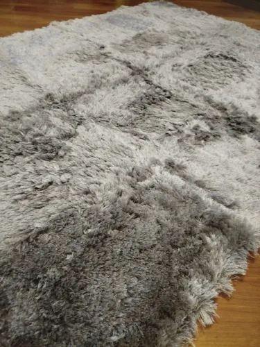 Tapete cinza (1,88m X 1,40m)