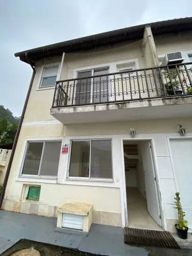Casa de Condomínio em Vargem Grande - Rio de Janeiro