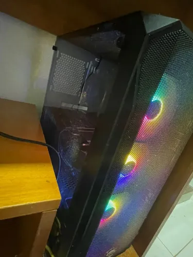 PC GAMER - AMD RYZEN 5 5500 & RX 6600 Asrock & 16Gb RAM DDR4
