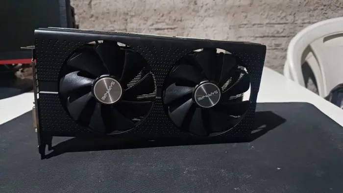 B550m Aorus Elite x RX580 8g saphire (COM DEFEITO)