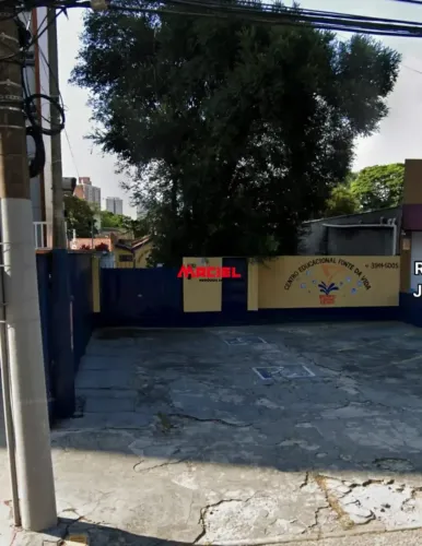 Excelente Predio Comercial Excelente para Escola
