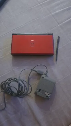 Ninto DS Lite com Desbloqueio R4