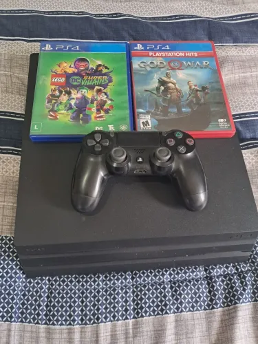 PS4 Pro 1tb +1 controle +2 jogos