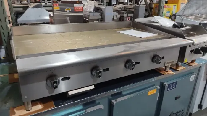 chapa bifeteira a gás 1,20M queimadores em aço inox