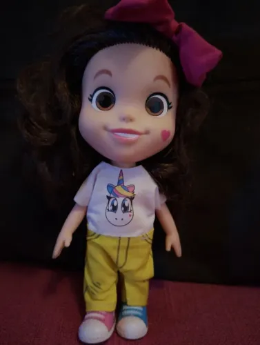 BONECA VALENTINA (YOUTUBER)