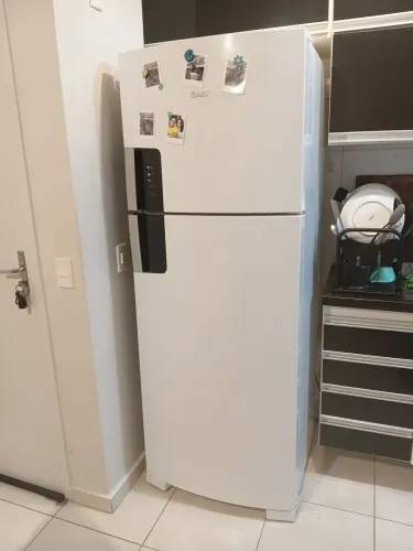 Geladeira Consul 451L em perfeito estado de conservação