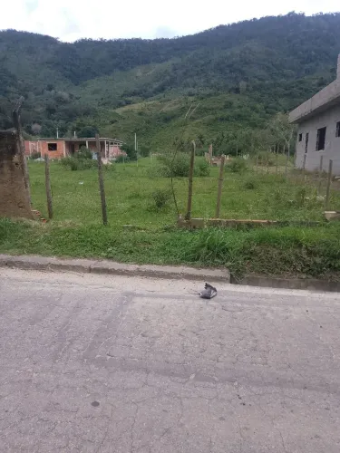 Vendo terreno de 450m²