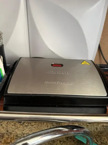 Sanduicheira e Grill Mondial MasterPress Inox