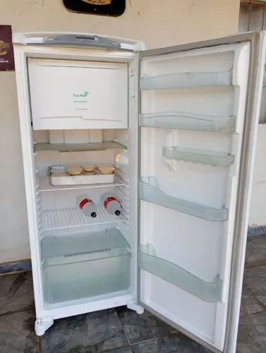 Geladeira Frost Free Consul facilite 300 L