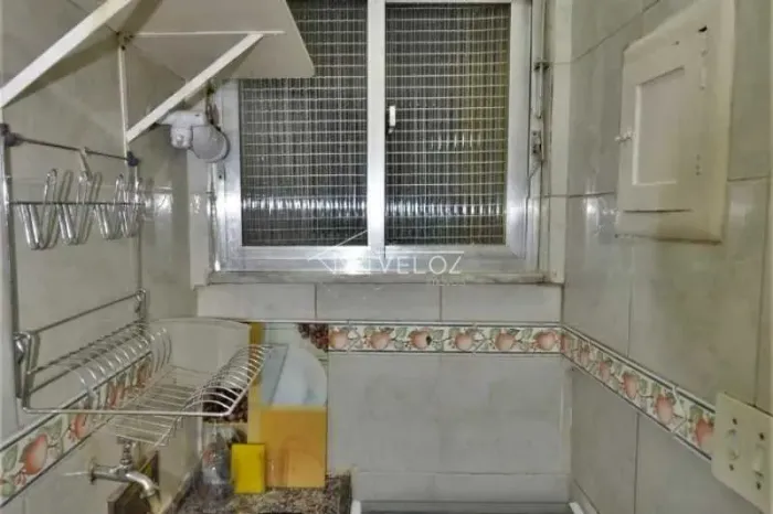 Kitnet/Conjugado : / Residencial / Botafogo