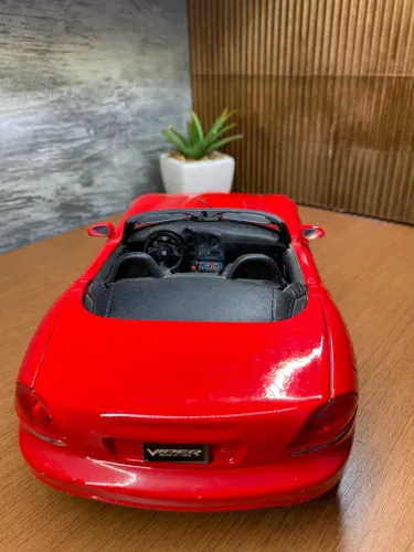 Dodge Viper Burago 1/18