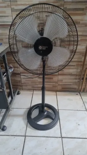 Ventilador coluna Loren Sid