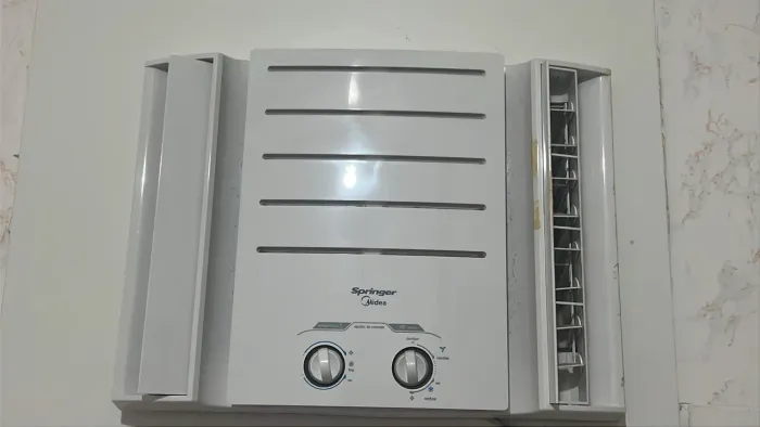 Vendo ar de janela 10 mil btus