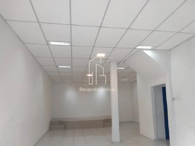 Salão Comercial à venda em São Paulo-SP: 3 salas, 3 banheiros, 280m² de área! Oportunidade