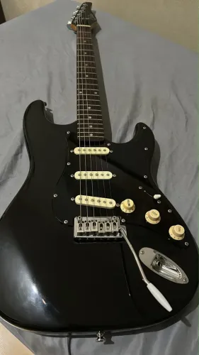 Suhr Luthier Mateus Assato