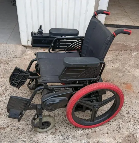 Carteira de roda motorizada