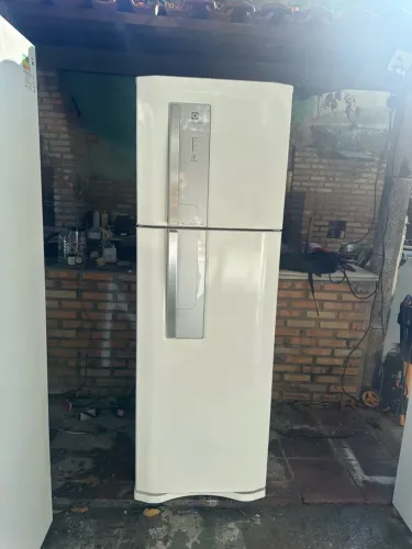 Geladeira Electrolux Frost Free Duplex DF42