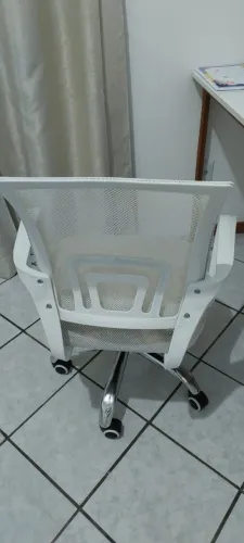 Cadeira de escritório giratória