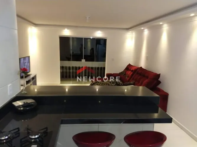 Casa em Paraibuna - Centro - Paraibuna/SP