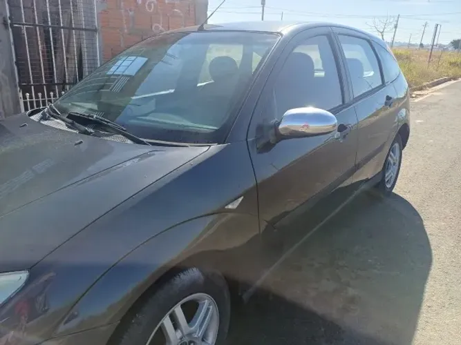 Ford Focus 2.0 16v/ 2.0 16V Flex 5P 2004