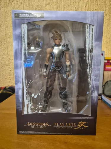 Cloud Strife Final Fantasy Dissidia Play Arts original!