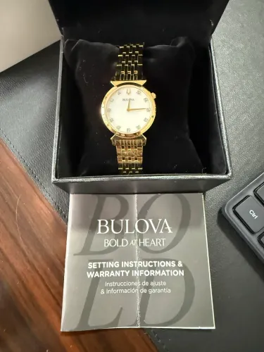 Relógio feminino Bulova Regatta 97P149