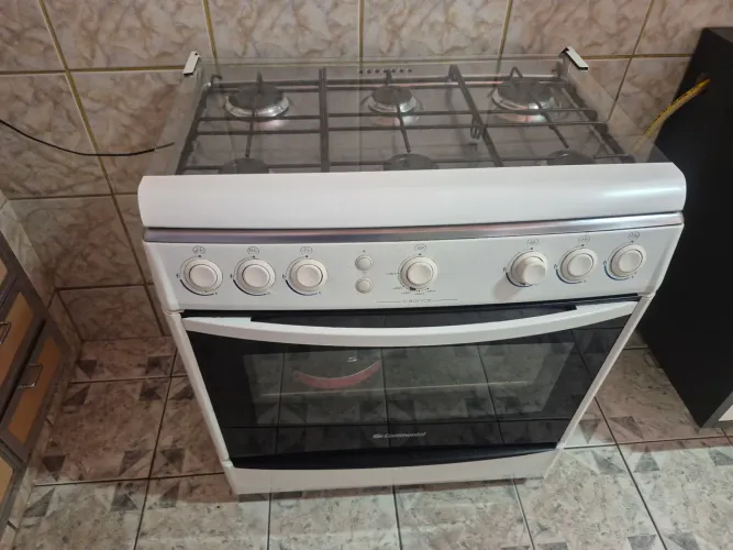 Fogão 6 bocas continental