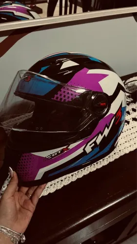 Capacete FW3 GT-X Tam. 56 - Pouco Uso - Conservado