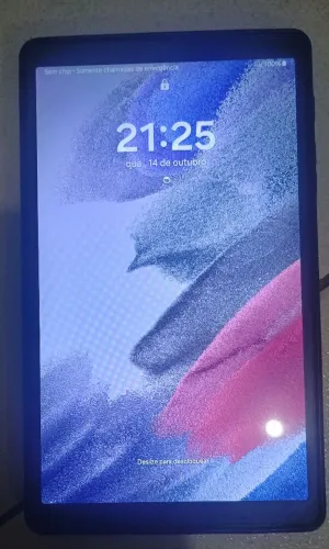 Vende se Samsung Tablet Galaxy Tab A7 Lite.<br>4G<br>32 Giga<br>Grafite Android.<br>R$ 600,00