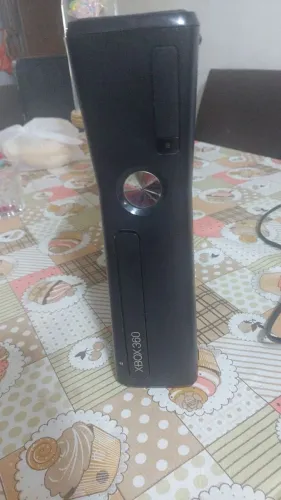 XBOX 360 + 2 controles