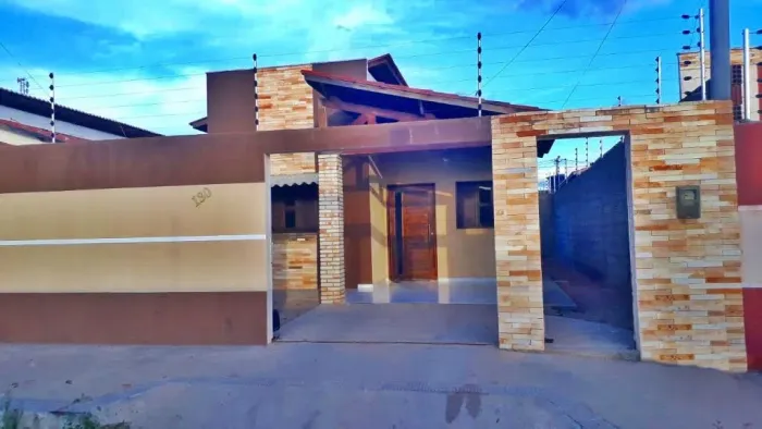 Casa Térrea em Santa Júlia - Mossoró: 2 Dormitórios, 1 Suíte, 2 Banheiros por R$150.000 (v