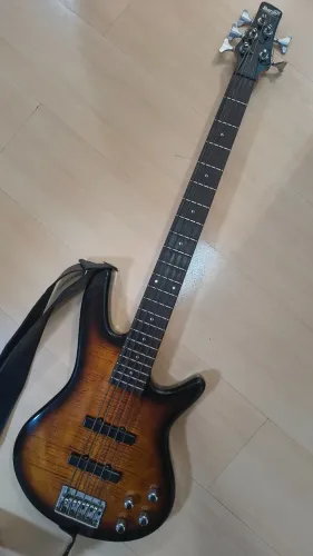 Baixo Ibanez 5 cordas GSR180 ativo