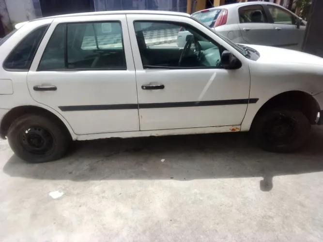 Vendo gol 2008 básico