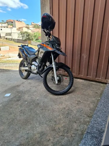 XRE 300 ADVENTURE