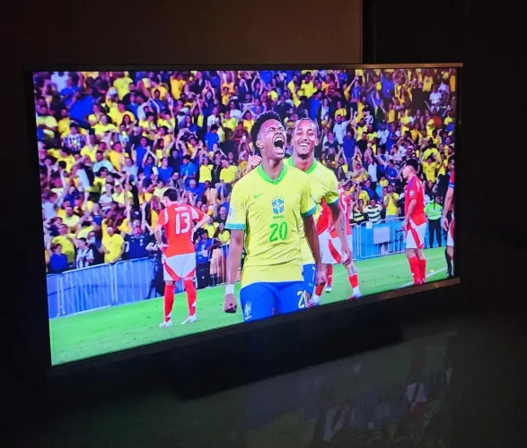 TV LG Smart 43 Full HD - Excelente estado