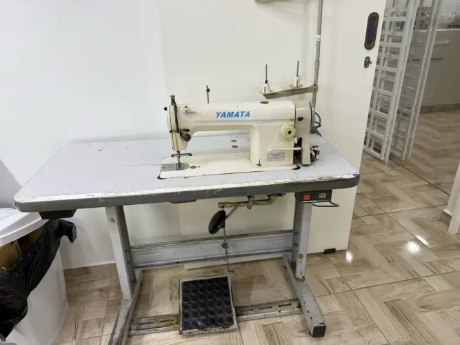 Maquina de costura 