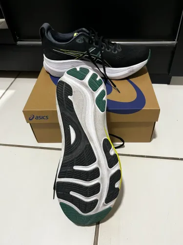 Tênis ASICS GEL-KAYANO 32 (Usado apenas uma vez)