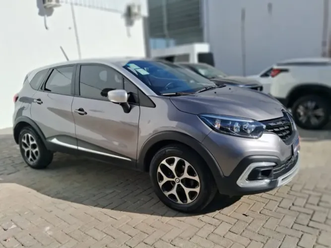 Renault Captur Intense 1.3 TB 16V Flex 5P AUT 2022