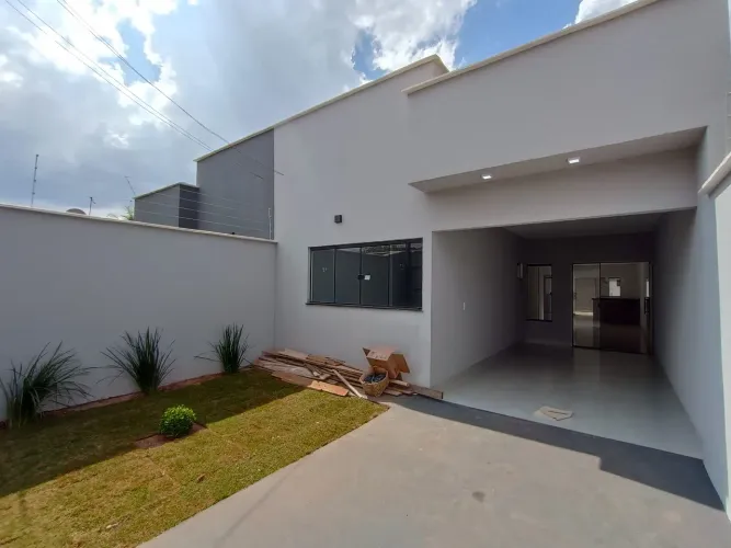 Casa De 3/4 C Suite + Area Gourmet No Setor Tocantins